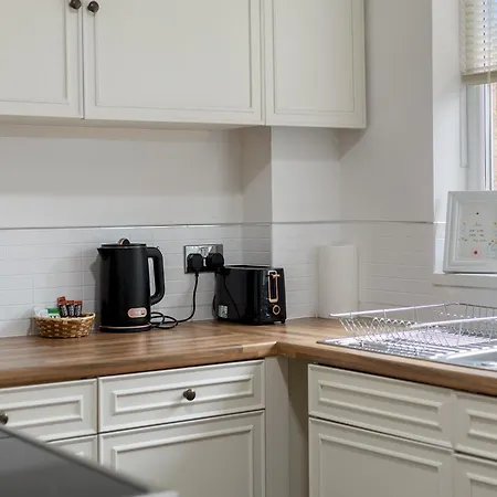 Feriehus Beautiful Renovated In With Free Parking Pass The Keys *