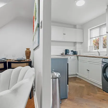 Feriehus Beautiful Renovated In With Free Parking Pass The Keys